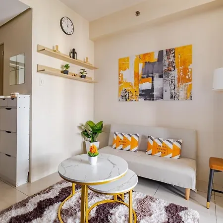 The Cozy Nook At Smdc Breeze Near Airport, Moa, Picc, Cpp, Sunset Apartment